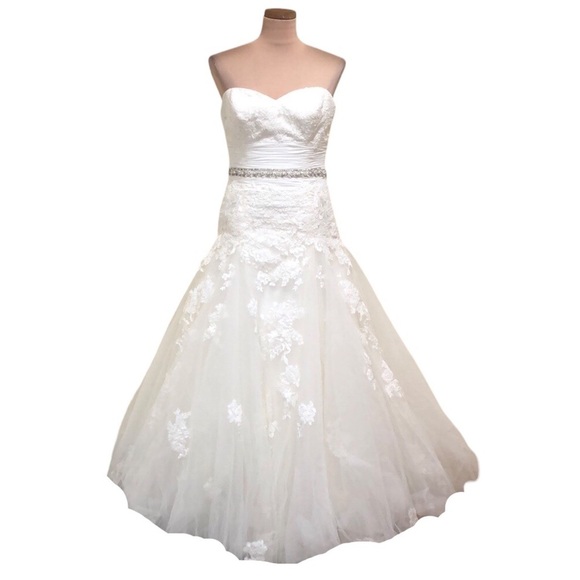 Blue by Enzoani Dabra Wedding Gown 0P Ivory Floral Lace Rhinestone Pearl Beaded - Picture 1 of 14